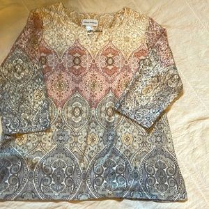 Beautiful pink, cream, blue paisley,  Alfred Dunner top. Machine washable.